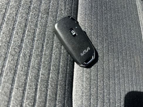 Used 2024 Kia Soul EX FWD image 30