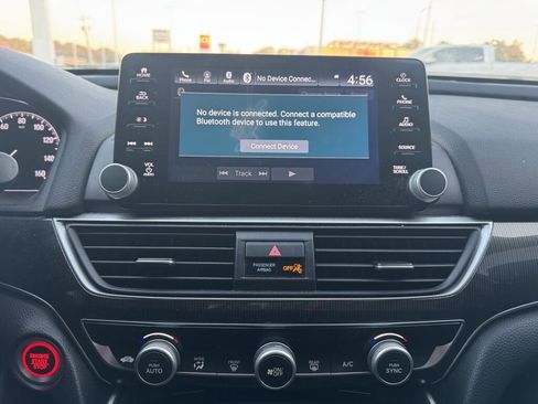 Used 2022 Honda Accord Sport image 32