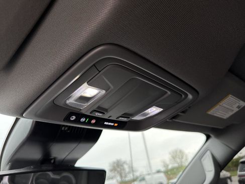 Used 2024 Chevrolet Silverado 1500 LT AWD/4WD image 32