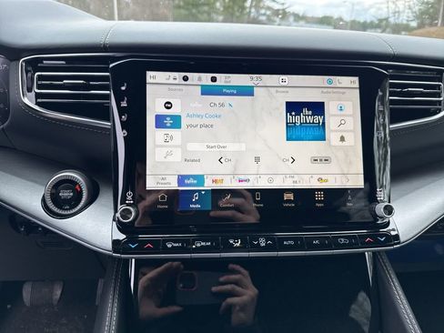 New 2026 Jeep Grand Wagoneer Limited image 12