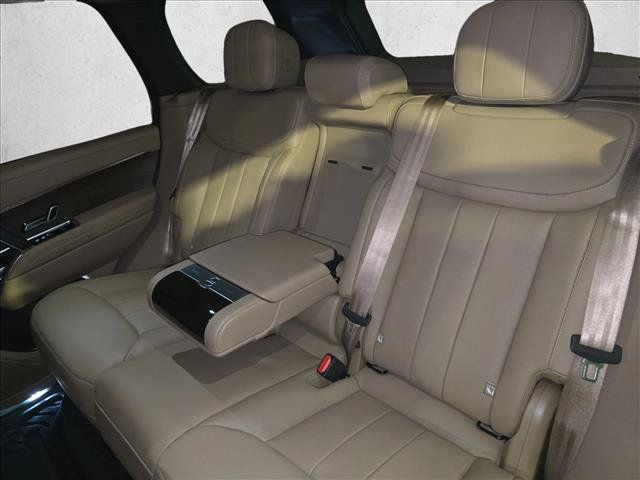 New 2026 Land Rover Range Rover SE AWD/4WD image 14