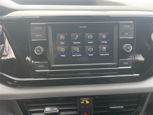 Used 2022 Volkswagen Taos S image 21