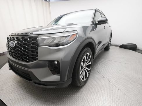 Used 2026 Ford Explorer ST-Line AWD/4WD image 12