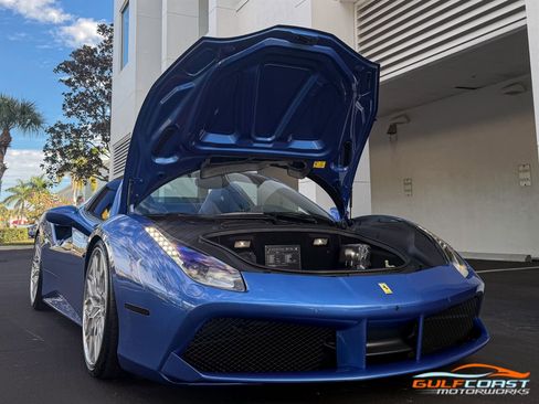 Used 2018 Ferrari 488 Spider image 36