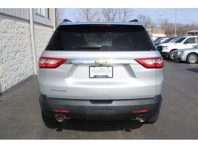 Used 2021 Chevrolet Traverse LT