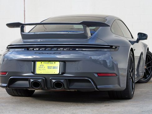 Used 2025 Porsche 911 GTS image 5