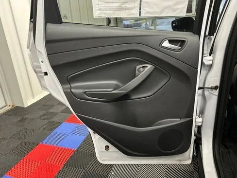 Used 2018 Ford Escape SE AWD/4WD image 11