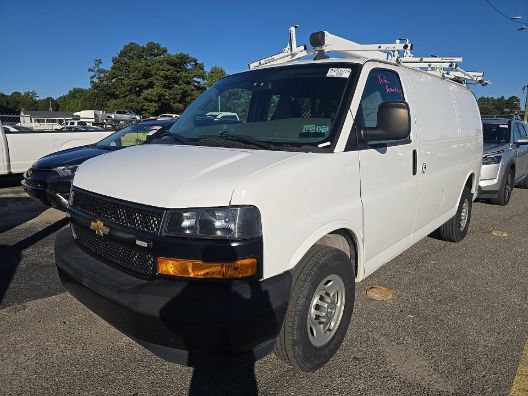 Used 2020 Chevrolet Express 2500 w/ Driver Convenience Package RWD image 6