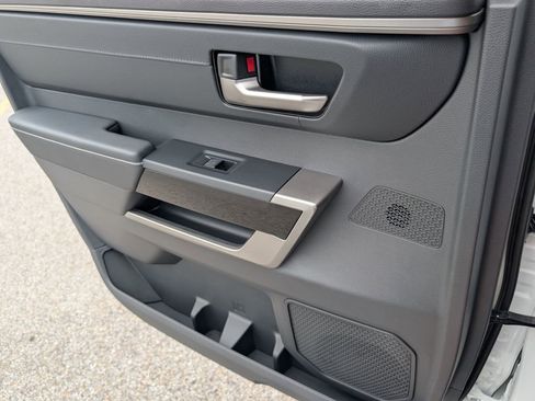 New 2026 Toyota Tundra Limited AWD/4WD image 29