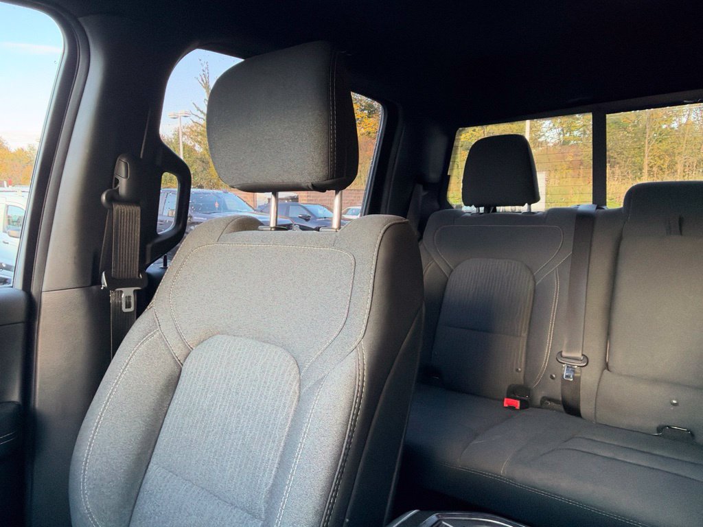 Used 2019 RAM 1500 Big Horn AWD/4WD image 11