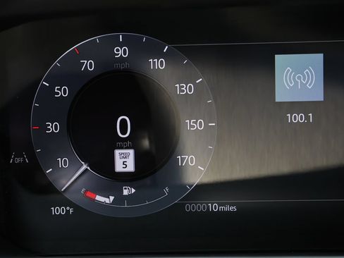 New 2026 Land Rover Range Rover Velar Belgravia AWD/4WD image 25