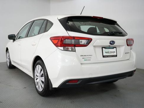Used 2020 Subaru Impreza 2.0i image 7