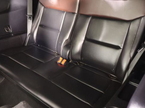 Used 2021 Ford Explorer Platinum w/ Equipment Group 601A image 14