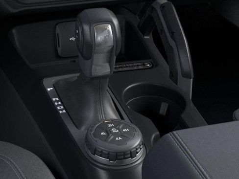 New 2025 Ford Bronco Big Bend w/ Black Diamond Package image 17