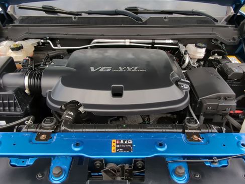 Used 2022 Chevrolet Colorado Z71 w/ Safety Package image 33