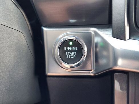 Used 2022 Ford F150 Lariat image 21