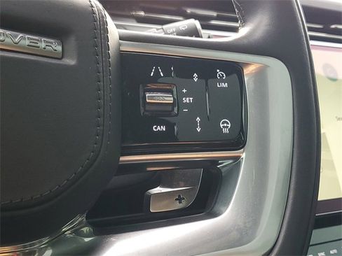 Certified 2023 Land Rover Range Rover SE image 25
