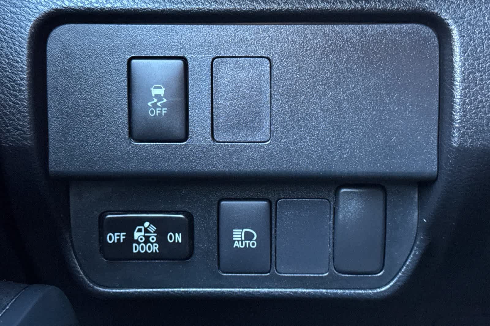 Used 2021 Toyota Tacoma SR w/ SR Convenience Package RWD image 27