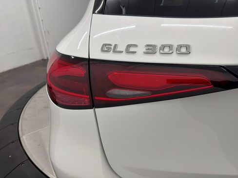 Certified 2026 Mercedes-Benz GLC 300 image 12
