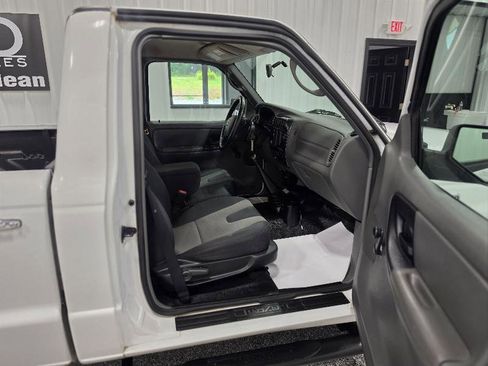 Used 2006 MAZDA B-Series Pickup 2WD Regular Cab B2300 image 13