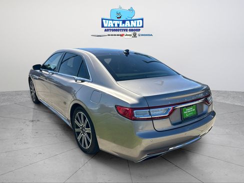 Used 2019 Lincoln Continental Reserve FWD image 3