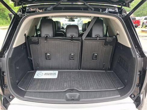 Certified 2022 Nissan Pathfinder Platinum w/ Cargo Package AWD/4WD image 31