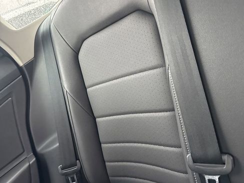 Used 2024 Volkswagen Jetta SE image 51