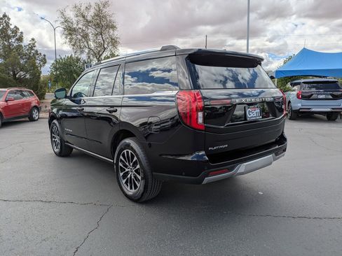 Certified 2025 Ford Expedition Platinum image 7