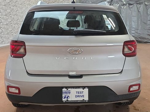 New 2026 Hyundai Venue SEL image 5