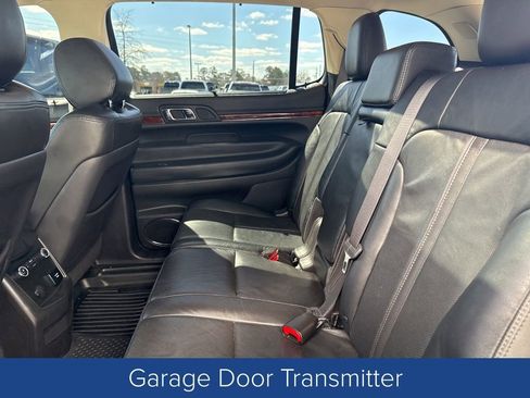 Used 2019 Lincoln MKT AWD image 29