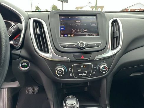 Used 2020 Chevrolet Equinox LT image 27