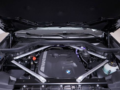 New 2026 BMW X5 xDrive40i w/ M Sport Package image 14