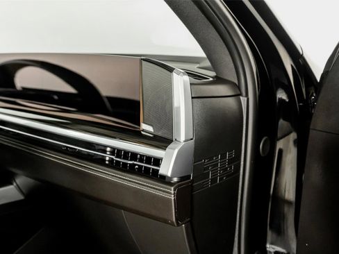 Used 2026 Cadillac Escalade Luxury w/ Touring Package image 51