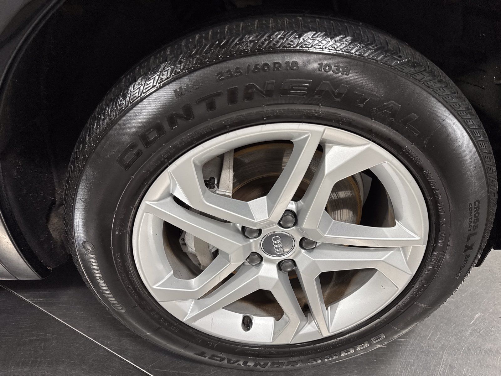 Used 2019 Audi Q5 2.0T Premium w/ Convenience Package AWD/4WD image 14