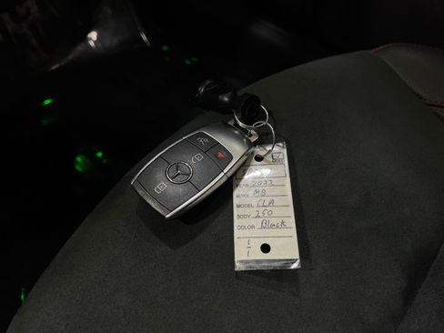 Used 2022 Mercedes-Benz CLA 250 4MATIC image 37