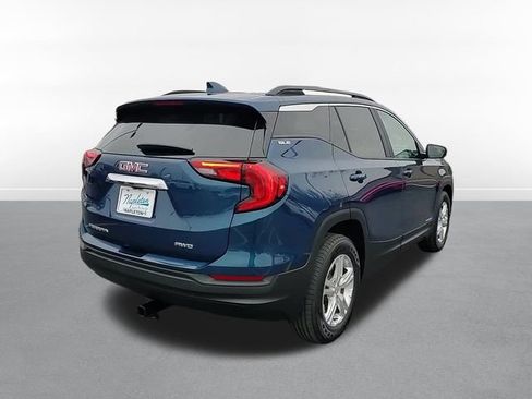 Used 2021 GMC Terrain SLE w/ Driver Convenience Package image 6