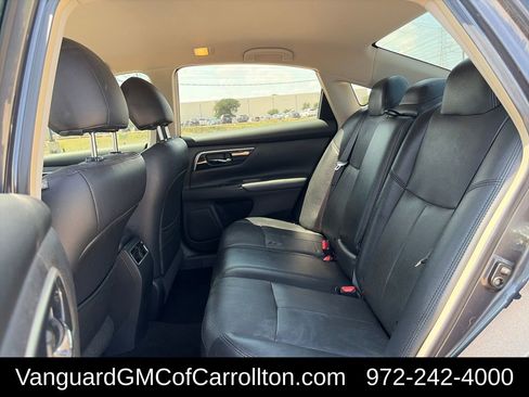 Used 2013 Nissan Altima 2.5 SV FWD image 19