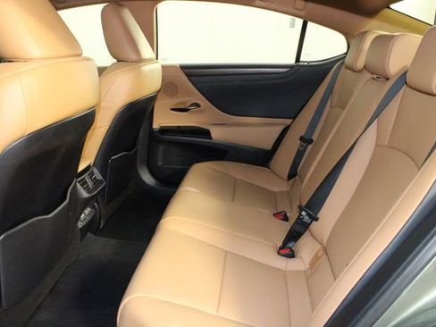 Used 2024 Lexus ES 350 w/ Premium Package FWD image 24