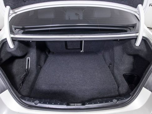 Used 2014 BMW 550i Sedan RWD image 9