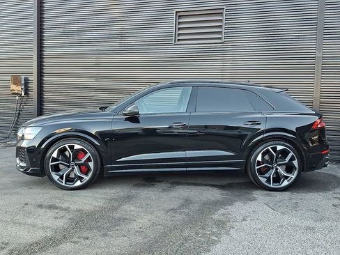 Used 2022 Audi RS Q8 w/ Carbon Optic Package image 2