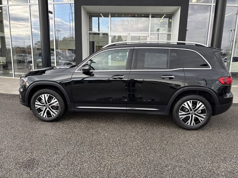 Certified 2025 Mercedes-Benz GLB 250 4MATIC image 2