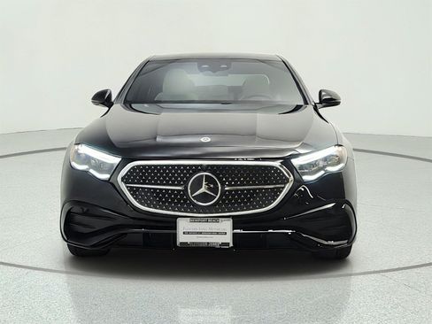 Certified 2025 Mercedes-Benz E 450 4MATIC Sedan image 2