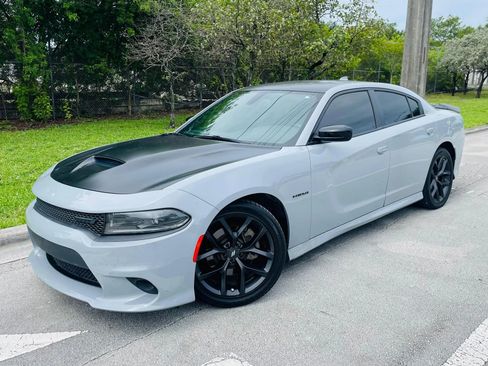 Used 2022 Dodge Charger R/T w/ Blacktop Package RWD image 1