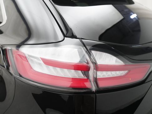 Used 2024 Ford Edge SEL w/ Convenience Package image 33