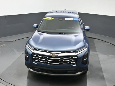 Used 2025 Chevrolet Equinox LT image 23