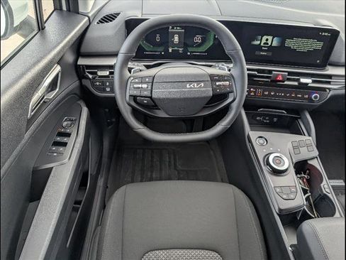 New 2026 Kia Sportage LX image 6