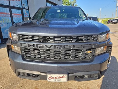 Used 2021 Chevrolet Silverado 1500 Custom AWD/4WD image 13