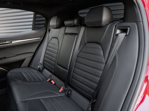 Used 2022 Alfa Romeo Stelvio Quadrifoglio w/ Active Assist Plus Package image 31