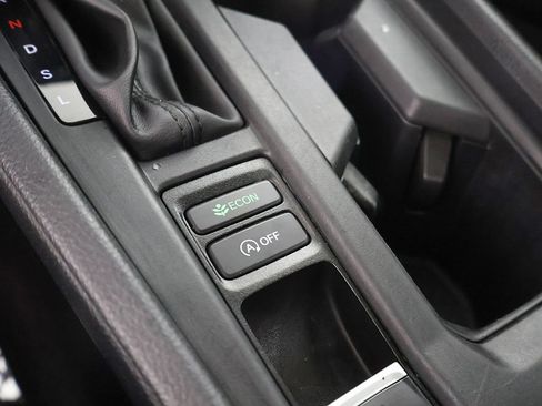 Used 2025 Honda Accord LX image 36
