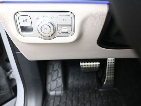 New 2026 Mercedes-Benz GLS 450 4MATIC image 16